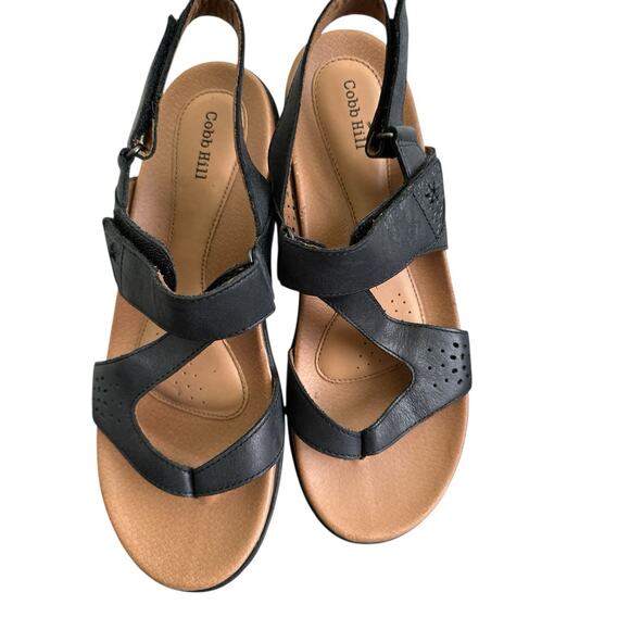 Cobb Hill Shoes - Cobb Hill 9M Black Laser Cut Leather Closed Heel Back Zip Thong Sandals